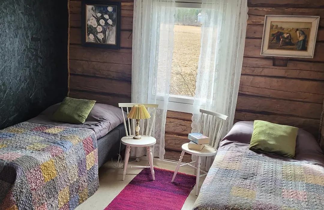 Villa Miilia maalaismajoitus ja spa-1